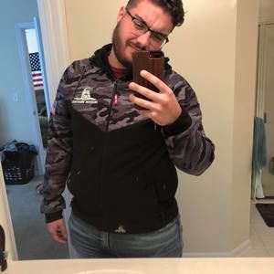 Meet your Posher, Hunter